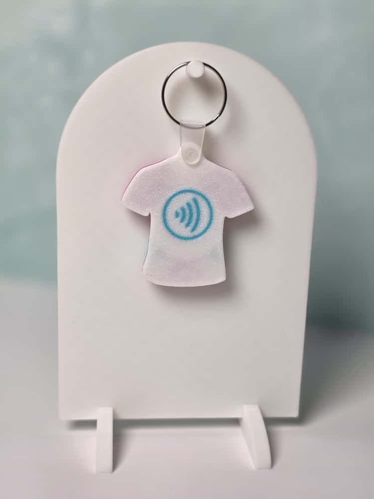 🔑✨ Scrub Top Keychain with NFC Technology